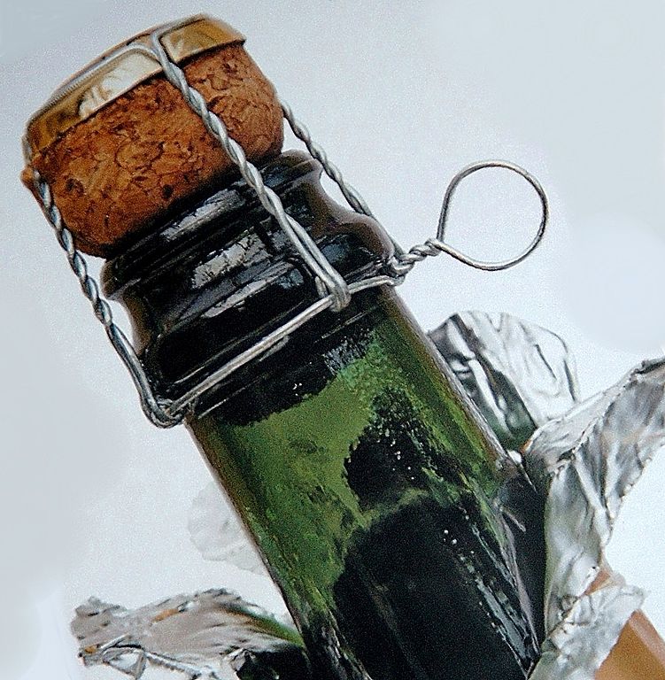 751px-Champagne7051aa